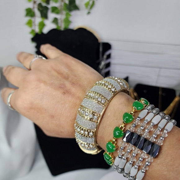 Hinge / Clamper Bracelet Gold with Silver Shimmer and Crystals New - Picture 5 of 6